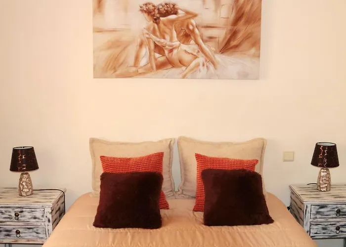 Spacious With Sea View In - 120 M², Fireplace Апартаменты