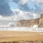 Apartment Spacious With Sea View In - 120 M², Fireplace Nazare