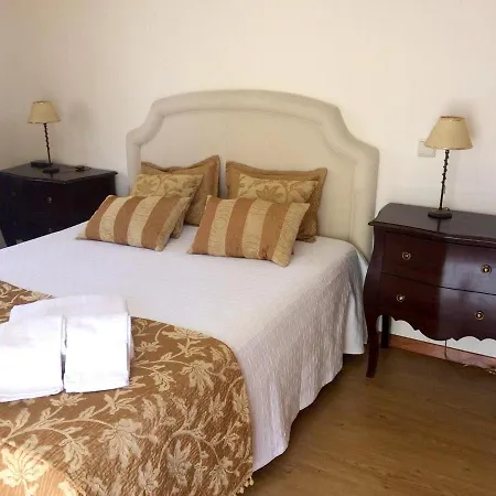 Spacious With Sea View In - 120 M², Fireplace Apartment Nazare