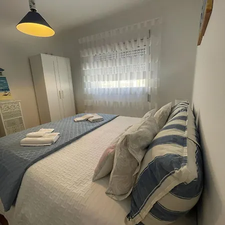 Spacious With Sea View In - 120 M², Fireplace * Nazare