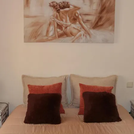 Spacious With Sea View In - 120 M², Fireplace Apartment Nazare