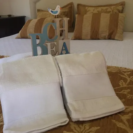Spacious With Sea View In - 120 M², Fireplace Apartment